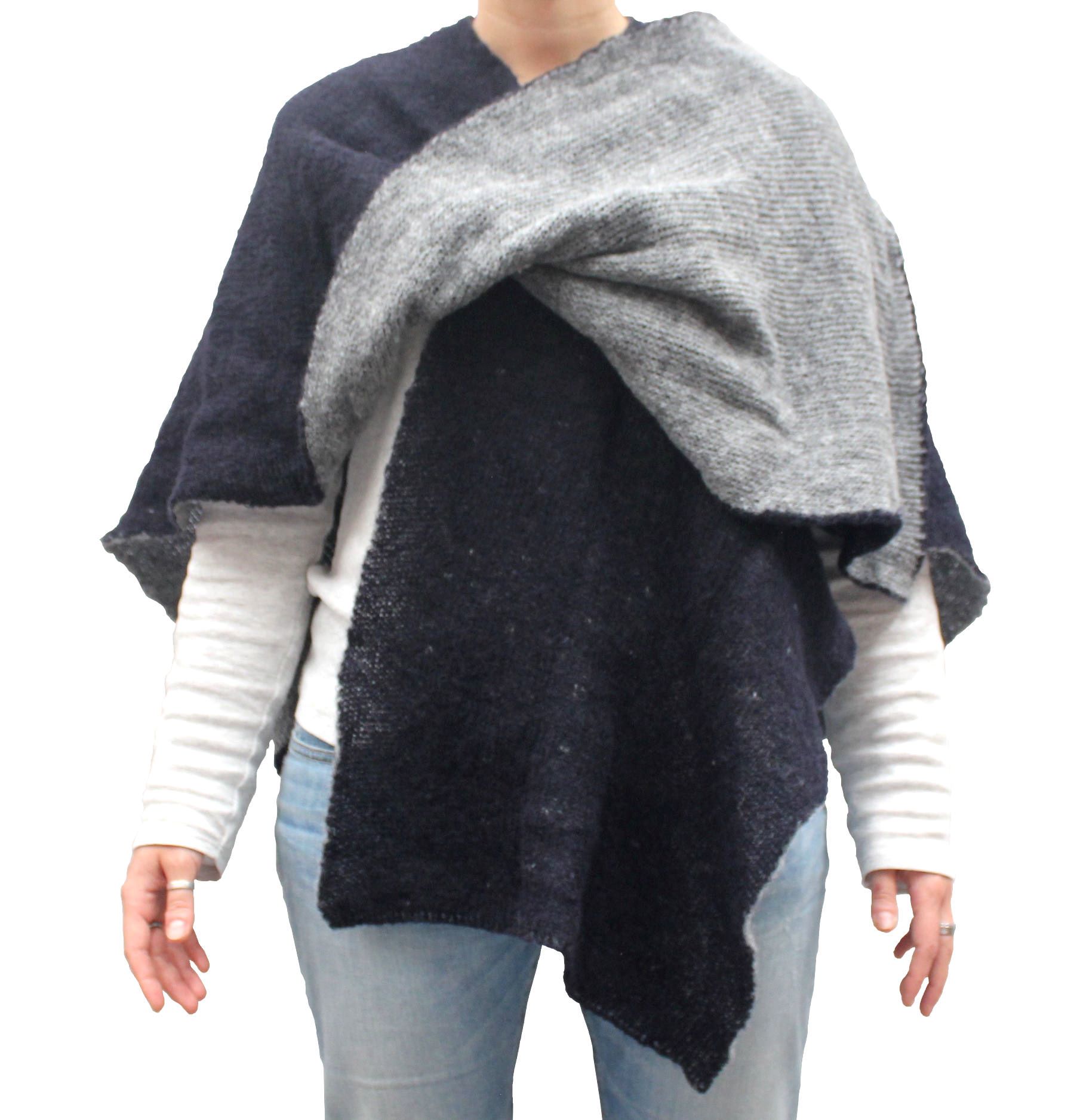 Double face bicolor cape in solid color 100% Made in Italy